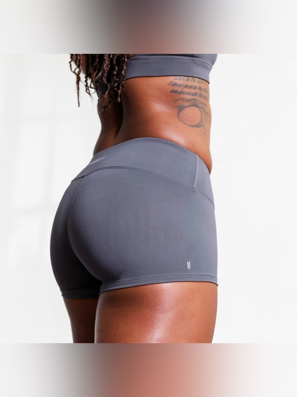 NWT NOBULL Women's Low-Rise Shorts 2" Small Gray